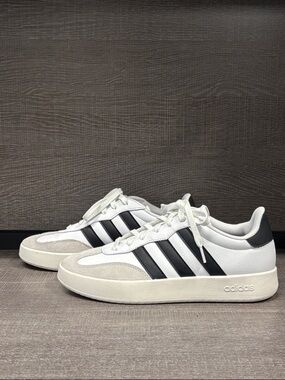 Women's Adidas Barreda Shoes (IH1229) - Size 11